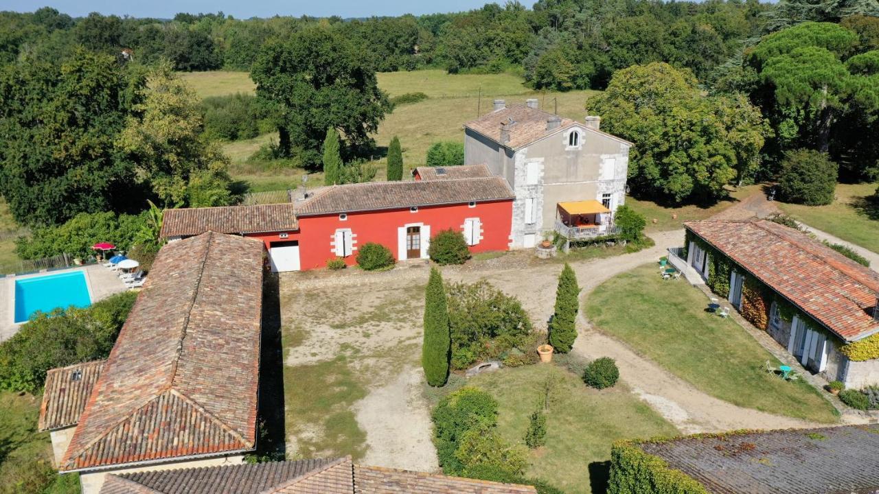 Domaine Les Galards Bed and Breakfast Le Garde Eksteriør billede